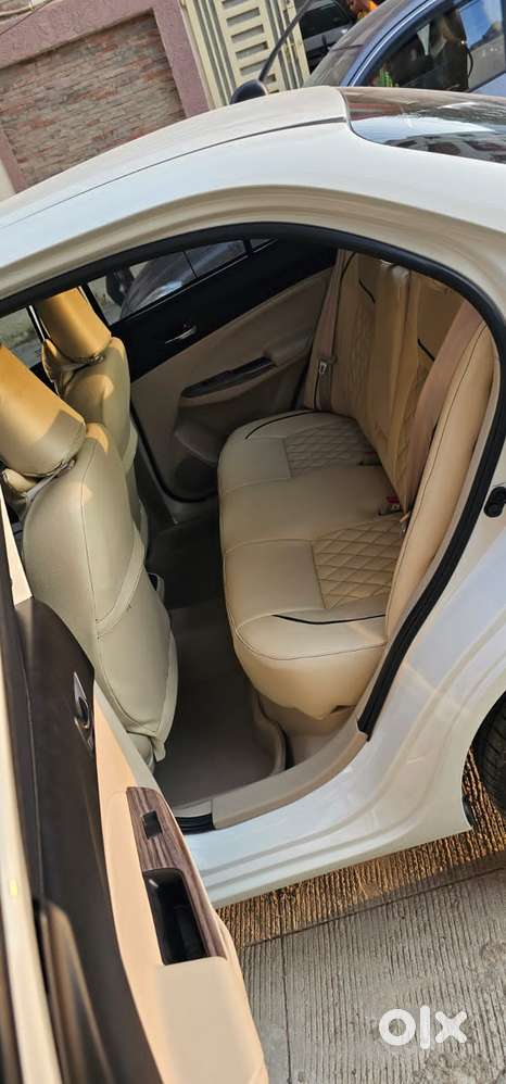 Maruti Suzuki Swift Dzire Vxi(o) Mt, 2023, Petrol