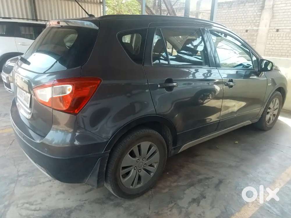 Maruti Suzuki S-cross 2016 Variant
