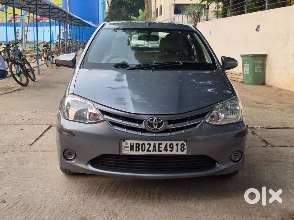 Toyota Etios Liva, 2013, Petrol