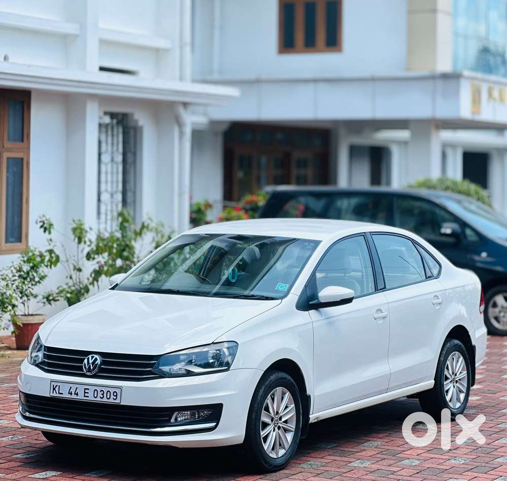 Volkswagen Vento 1.2 Tsi Highline Plus At, 2016, Petrol