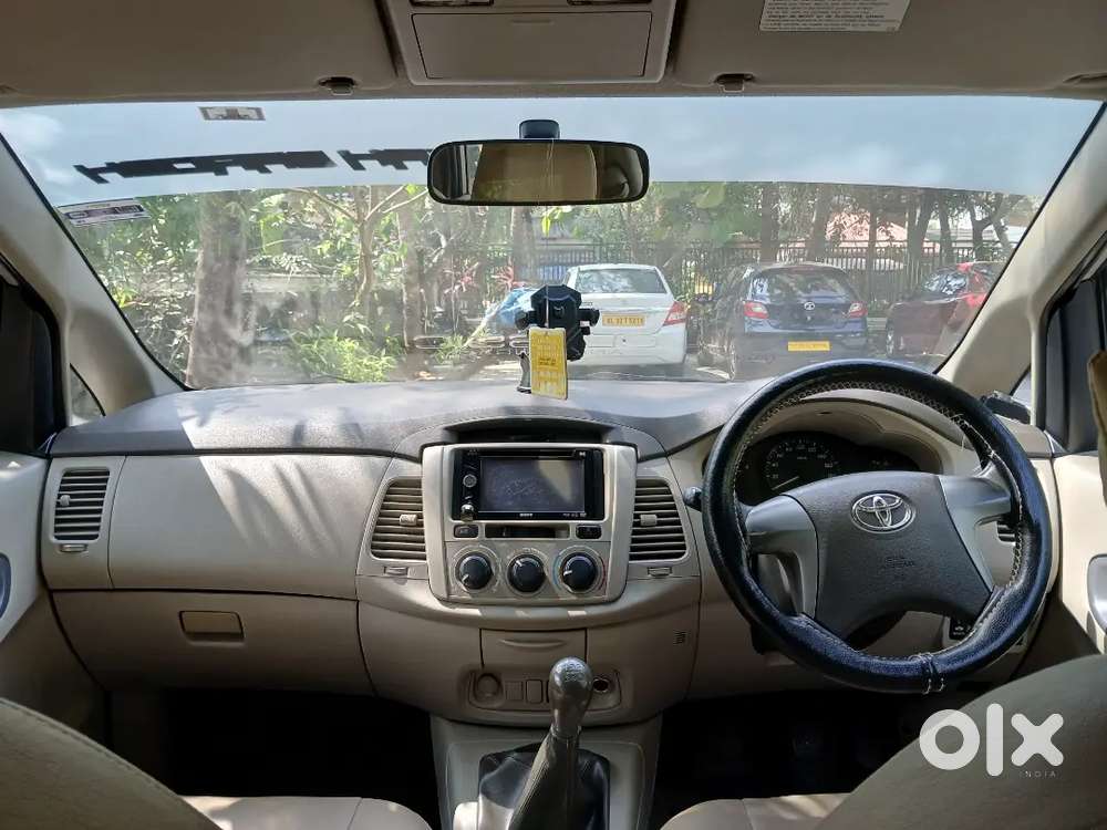 Toyota Innova 2014 Diesel Well Maintained