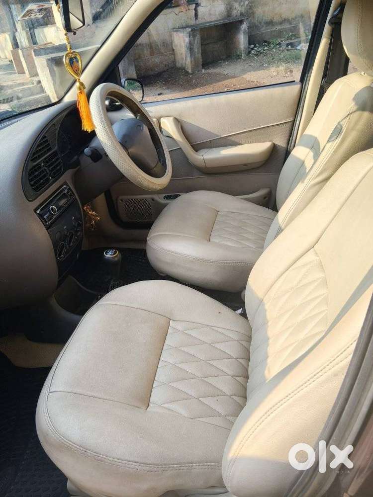 Ford Ikon 1.8 Zxi, 2010, Diesel