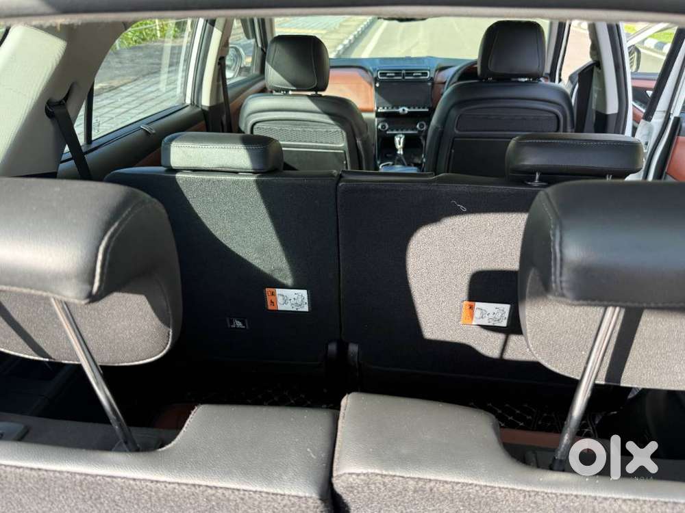Hyundai Alcazar Platinum 2.0 Petrol Manual &ndash; 2022 Model
