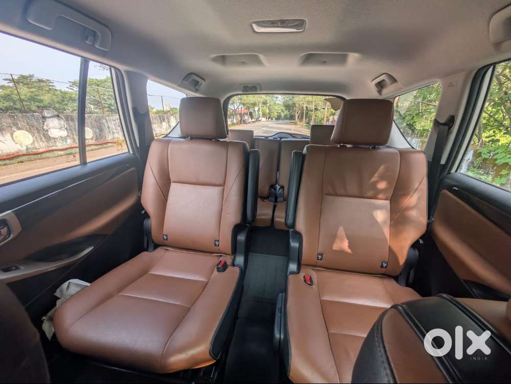 Toyota Innova Crysta 2017