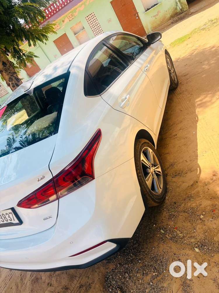 Hyundai Verna Petrol 2018