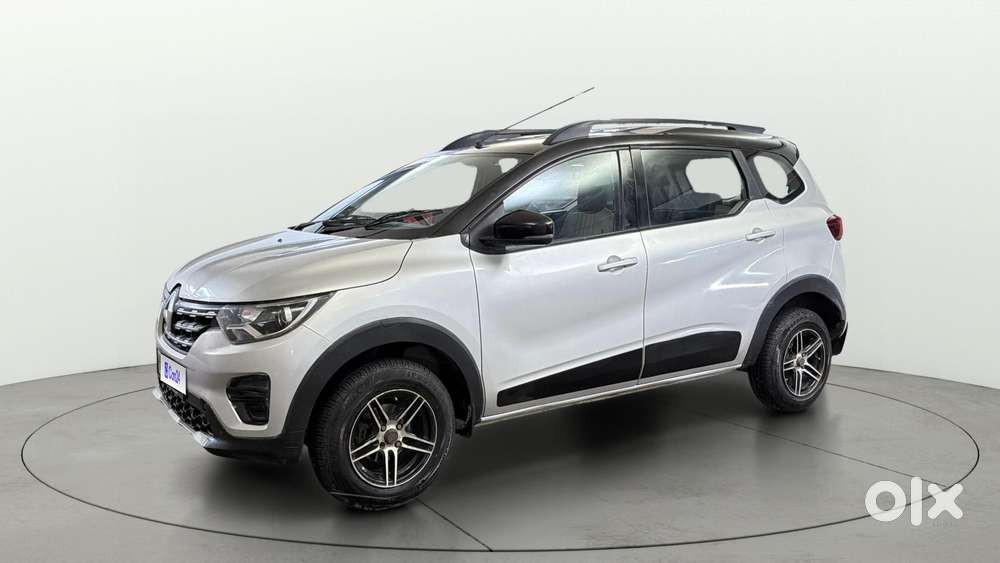 Renault Triber Rxt, 2022, Petrol