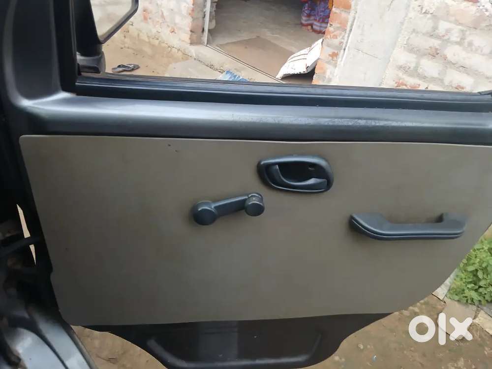 Maruti Suzuki Eeco 20112 Petrol 83000 Km Driven
