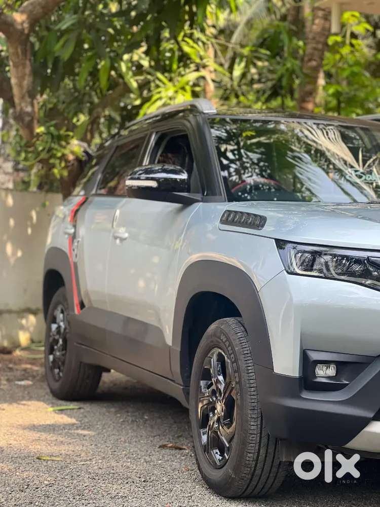 Maruti Suzuki Brezza 2024 Petrol 22500 Km Driven