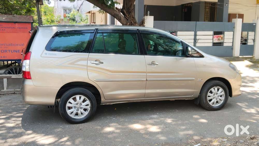Toyota Innova 2.5 Vx 7 Str, 2011, Diesel