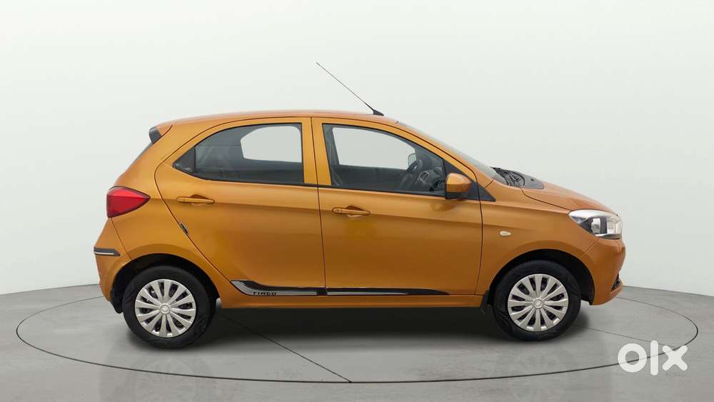 Tata Tiago 1.2 Revotron Xta, 2017, Petrol