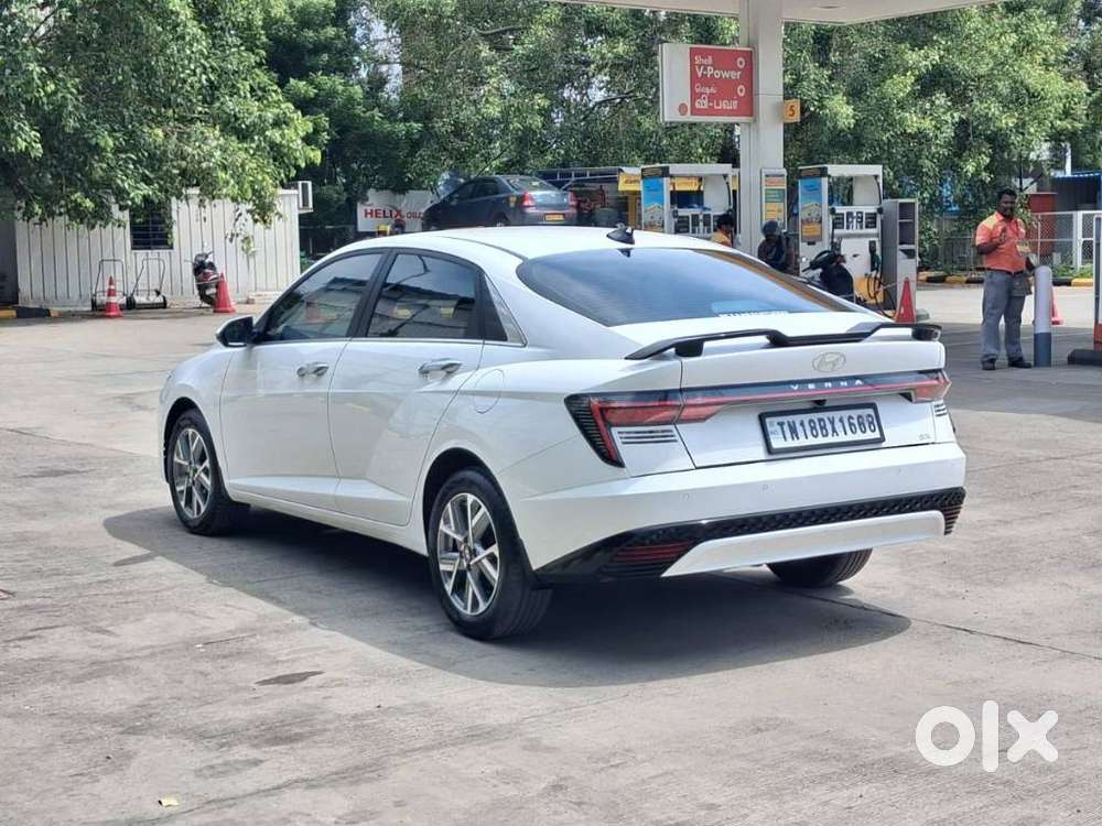Hyundai Verna 1.5 Sx Petrol Mt, 2025, Petrol