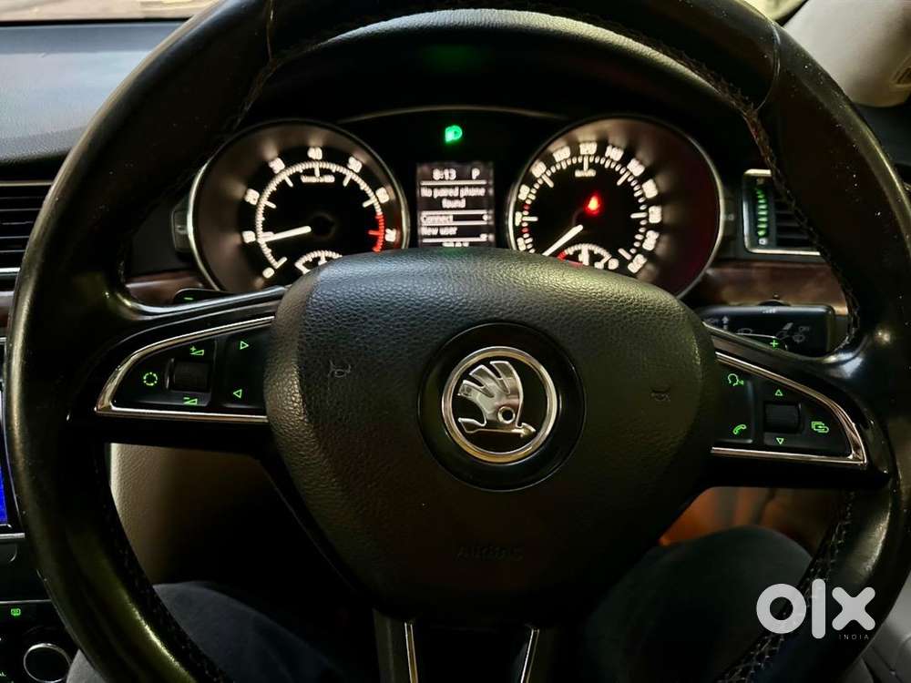 Škoda Superb 2015 1st Owner 47800 Kms Driven