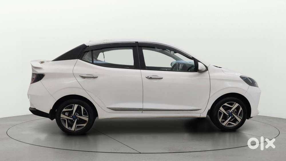 Hyundai Aura 1.2 Sx Cng, 2023, Cng & Hybrids