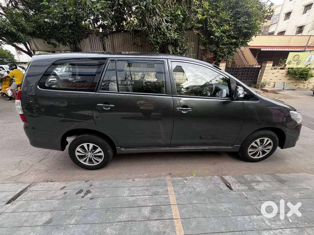 Toyota Innova 2.5 Vx 8 Str, 2015, Diesel
