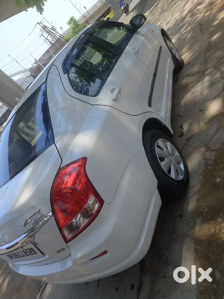 Maruti Suzuki Dzire 2011 Petrol 43000 Km Driven