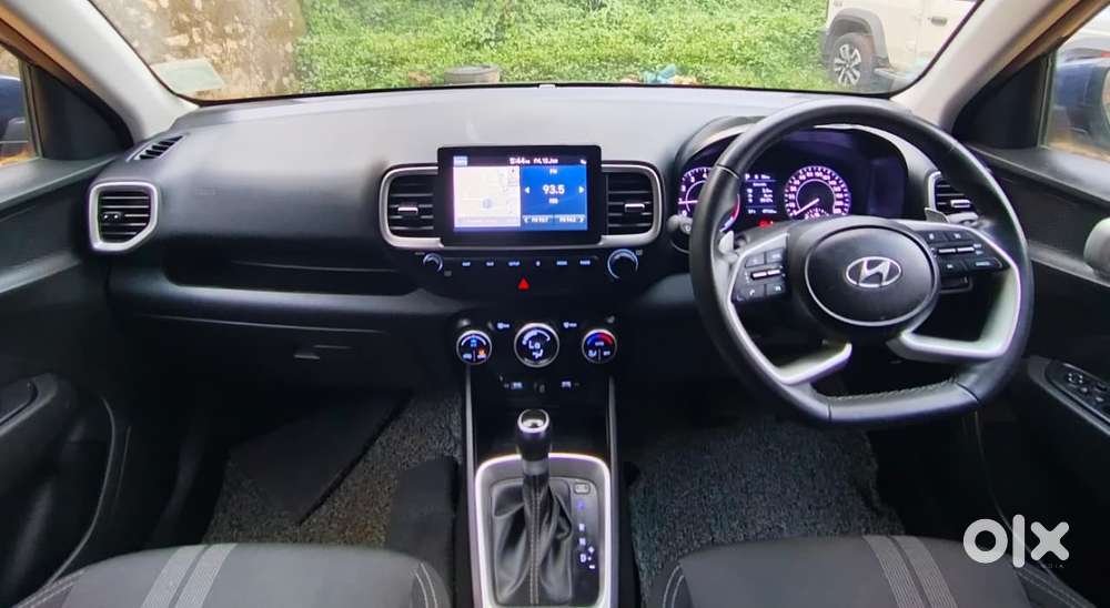 Hyundai Venue Sx Plus Turbo Dct, 2022, Petrol