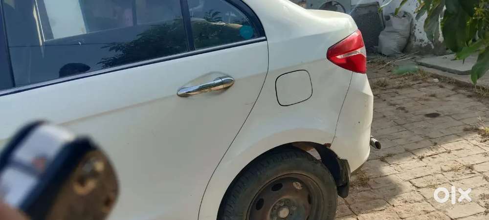 One Hand Car Is Bast Car Of Tata Zest