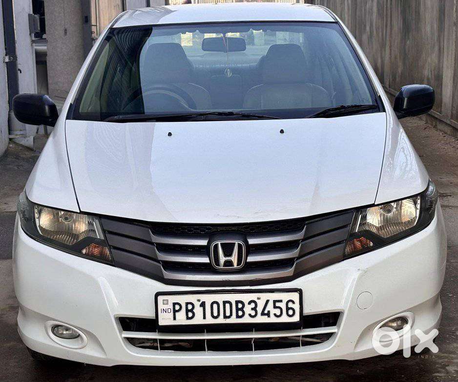 Honda City, 2011, Petrol