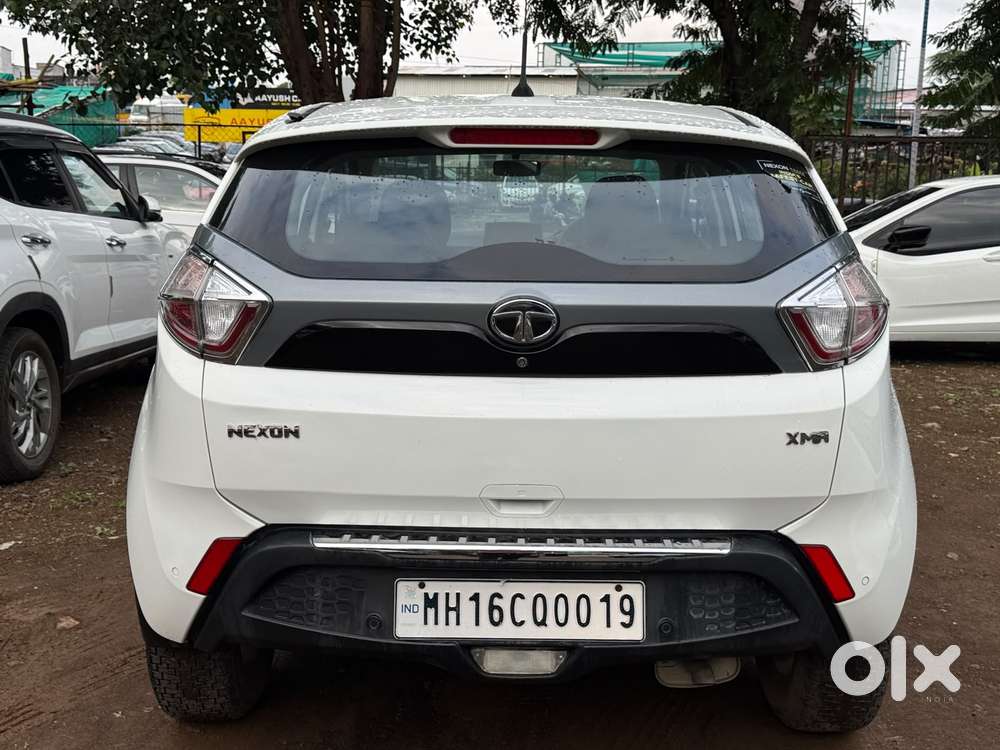 Tata Nexon 1.5 Revotorq Xma Amt, 2018, Petrol