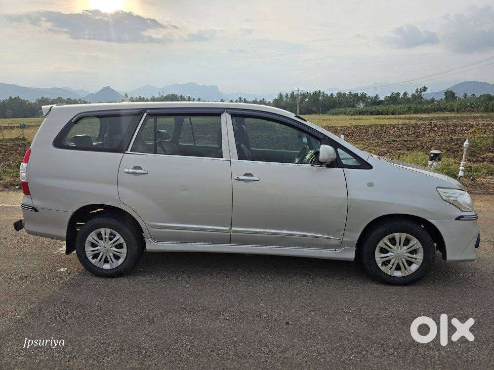 Toyota Innova 2.5 G (diesel) 8 Seater, 2014, Diesel