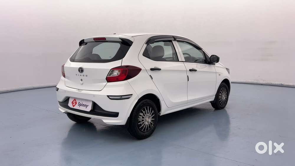 Tata Tiago Xe, 2025, Petrol