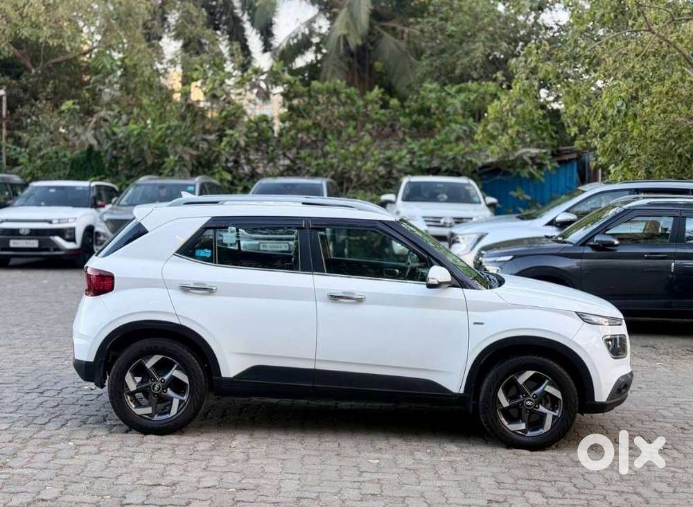 Hyundai Venue S Turbo, 2022, Petrol