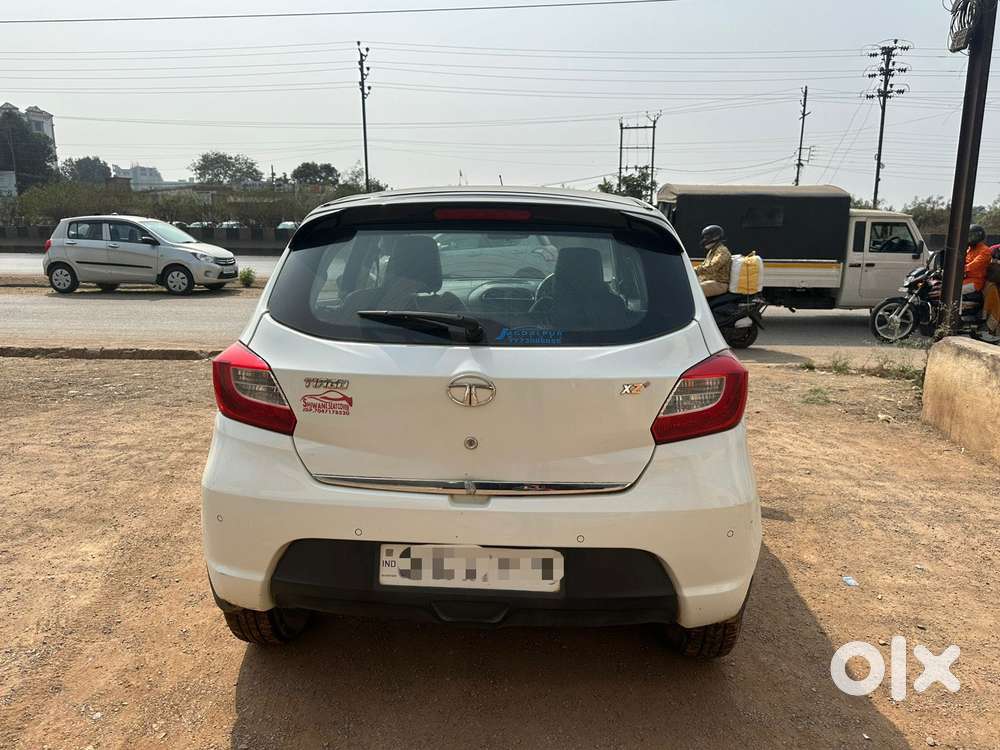 Tata Tiago Xz Plus Dual Tone, 2020, Petrol