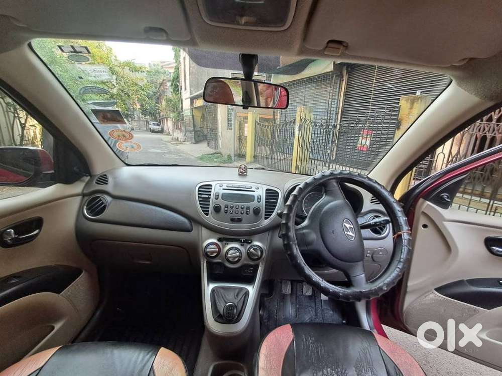 Hyundai I10 Sportz, 2017, Petrol