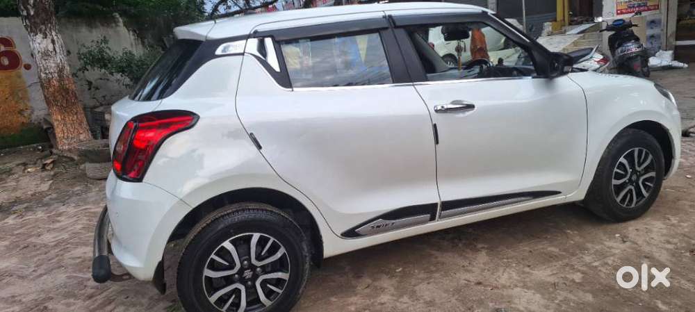 Maruti Suzuki Swift Vxi Optional, 2023, Petrol