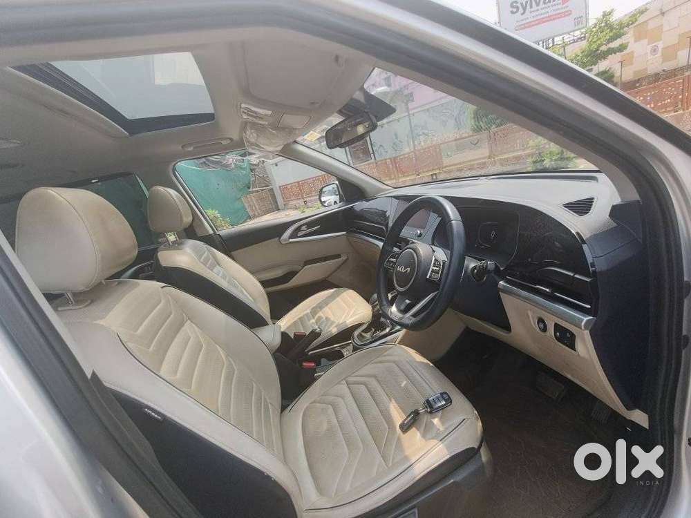 Kia Carens 1.5 Luxury Plus Diesel At 6 Str, 2023, Diesel