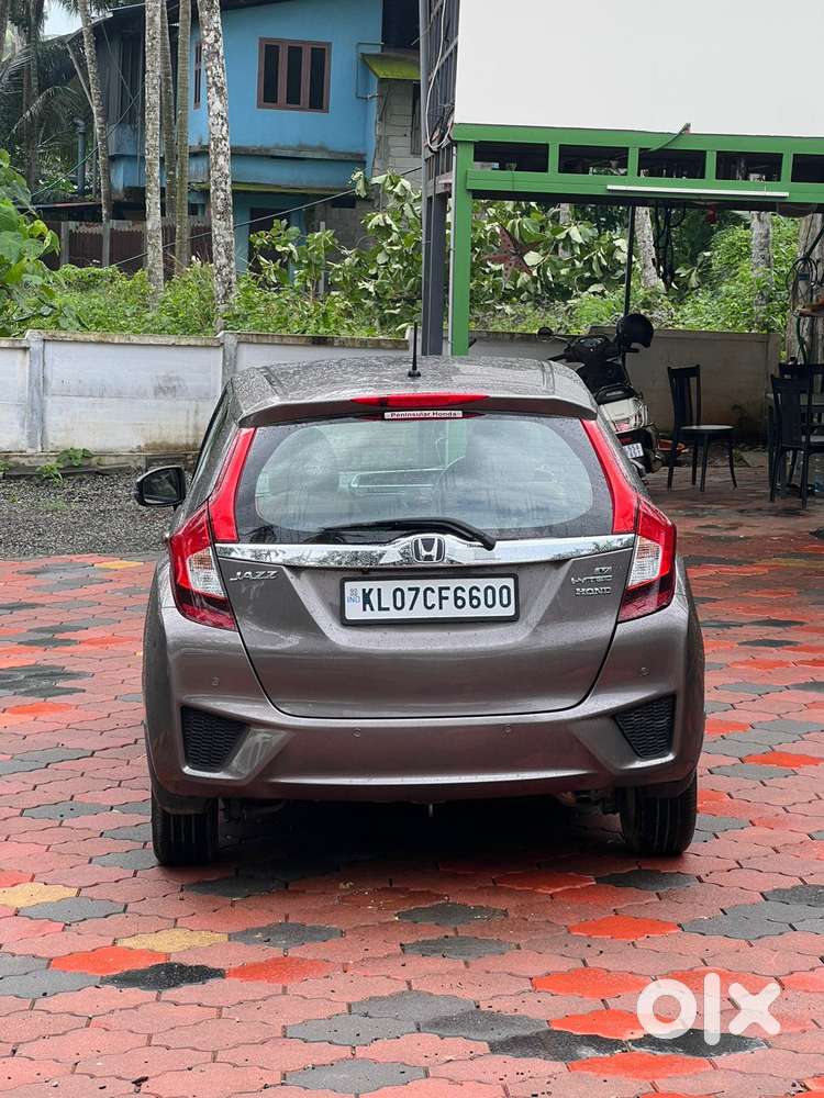 Honda Jazz V At I-vtec, 2015, Petrol