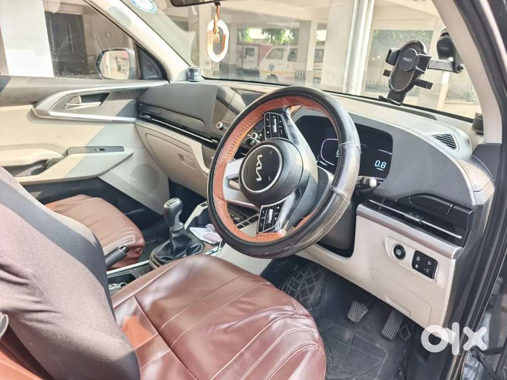Kia Carens Prestige Plus 2023 Imt