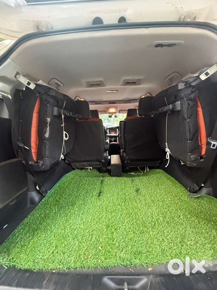 Toyota Innova Crysta Diesel 2025