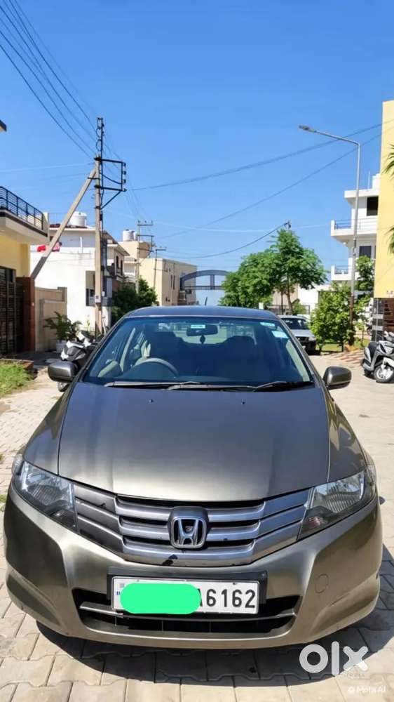 Honda City Petrol 1.5smt 2010