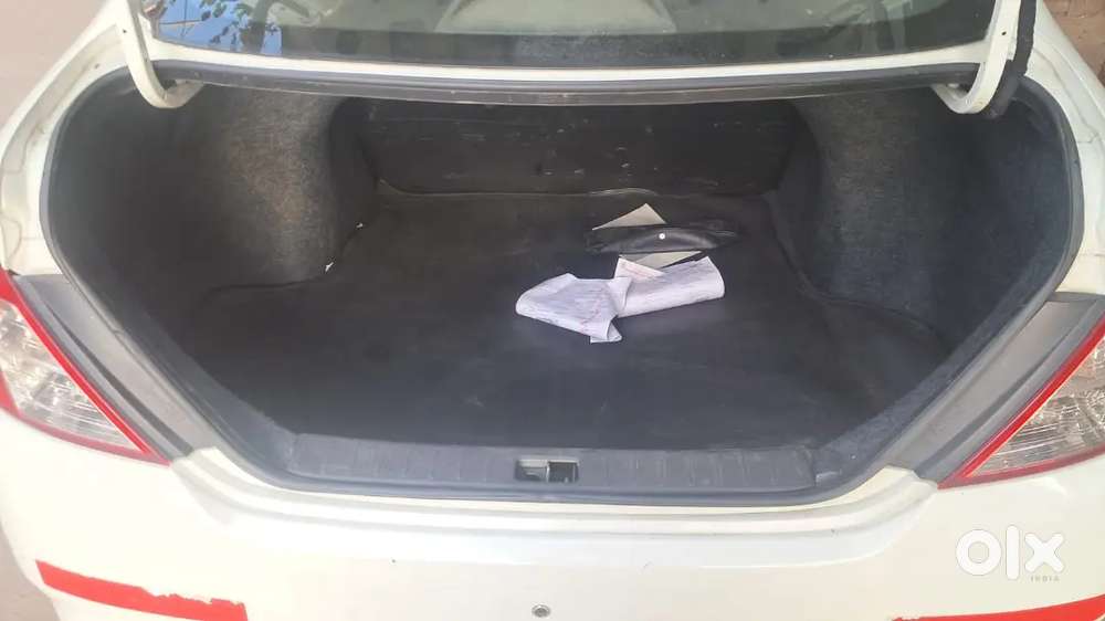 Nissan Sunny 2018 Diesel 121600 Km Driven