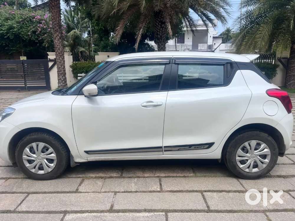 Swift Automatic White 2023 Car For Sale