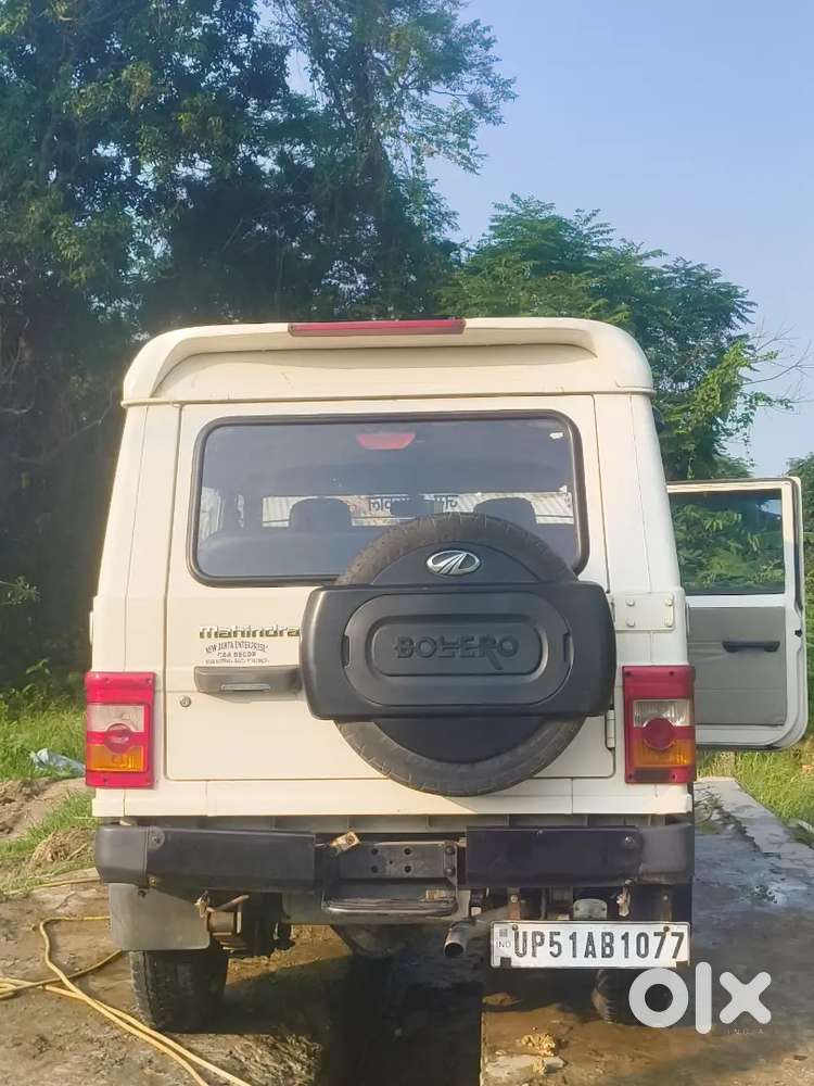 Mahindra Bolero Di A/c 2015 Diesel 110000 Km Drivenī