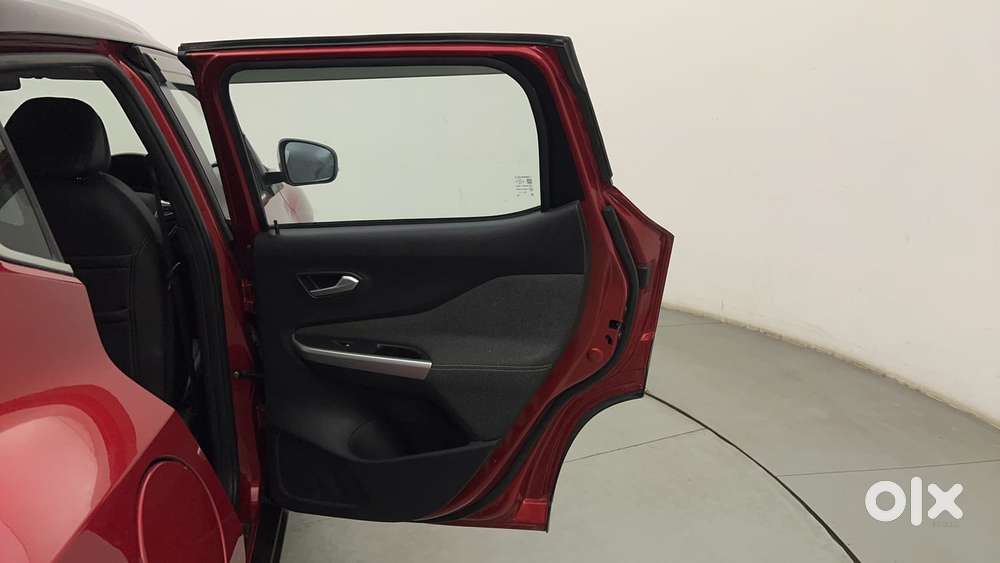 Nissan Magnite 1.0 Xv Premium Turbo Cvt (o) Dual Tone, 2022, Petrol