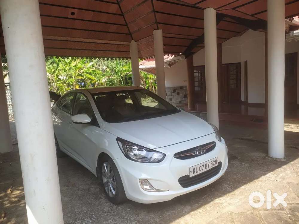 Hyundai Verna 2012 Petrol Manual