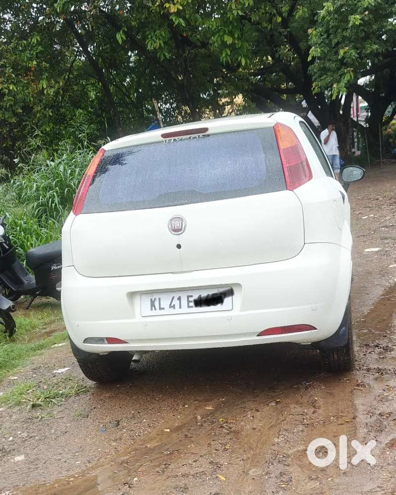 Fiat Punto 2011 New Papers