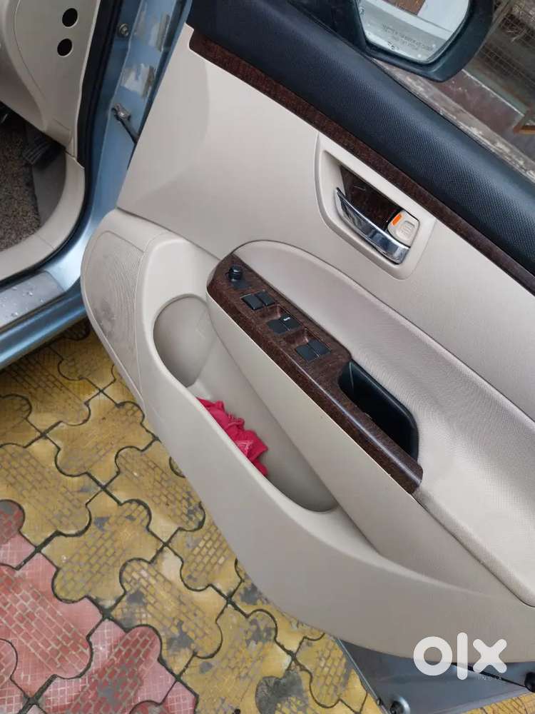 Maruti Suzuki Dzire 2013
