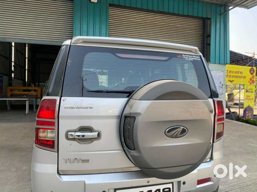 Mahindra Tuv 300 2018 Diesel Good Condition