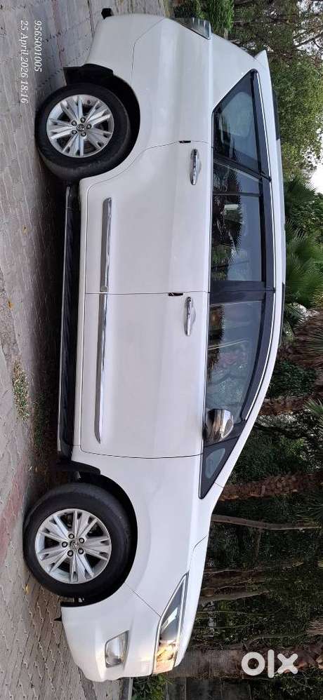 Toyota Innova Crysta 2.8z Automatic, 2019, Diesel