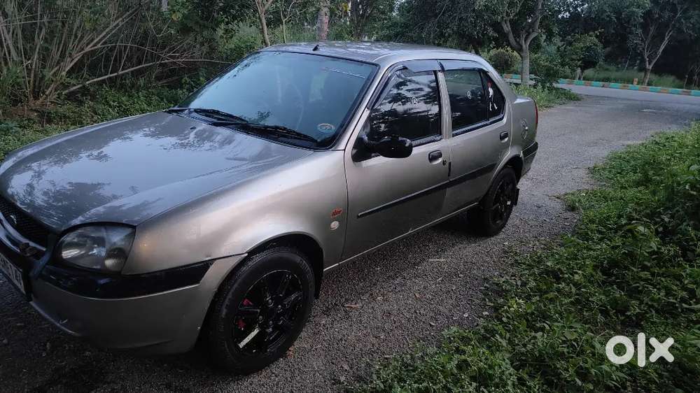 Ford Ikon 1.3l Flair 2004