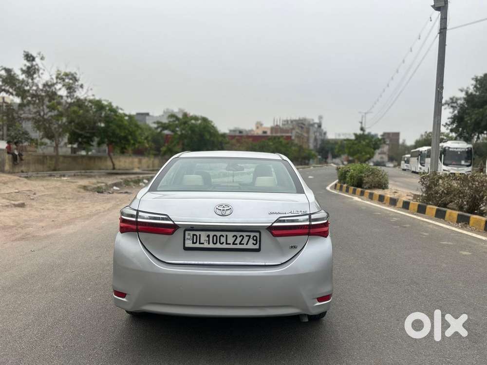 Toyota Corolla Altis 2013-2017 Vl At, 2018, Petrol