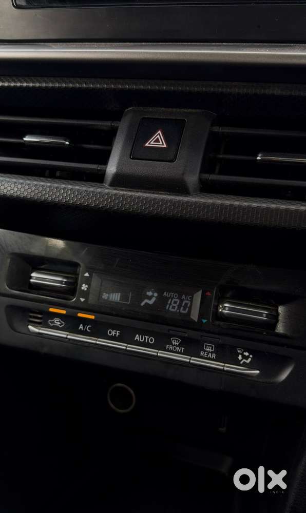 Maruti Suzuki Brezza 1.5 Vxi Smart Hybrid, 2022, Petrol