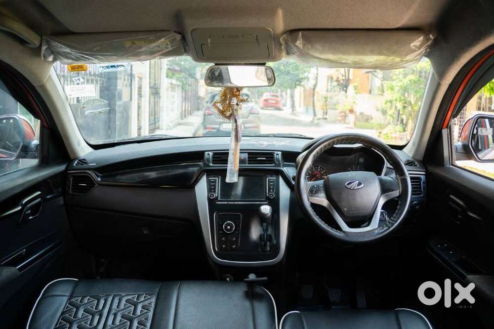 Mahindra Kuv 100 Mahindra-kuv-100-d75-k8, 2019, Petrol
