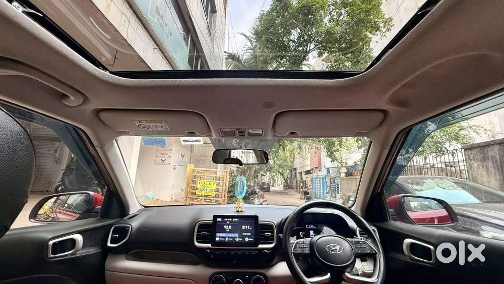 Hyundai Venue 1.0 S (o) Turbo Dct, 2024, Petrol