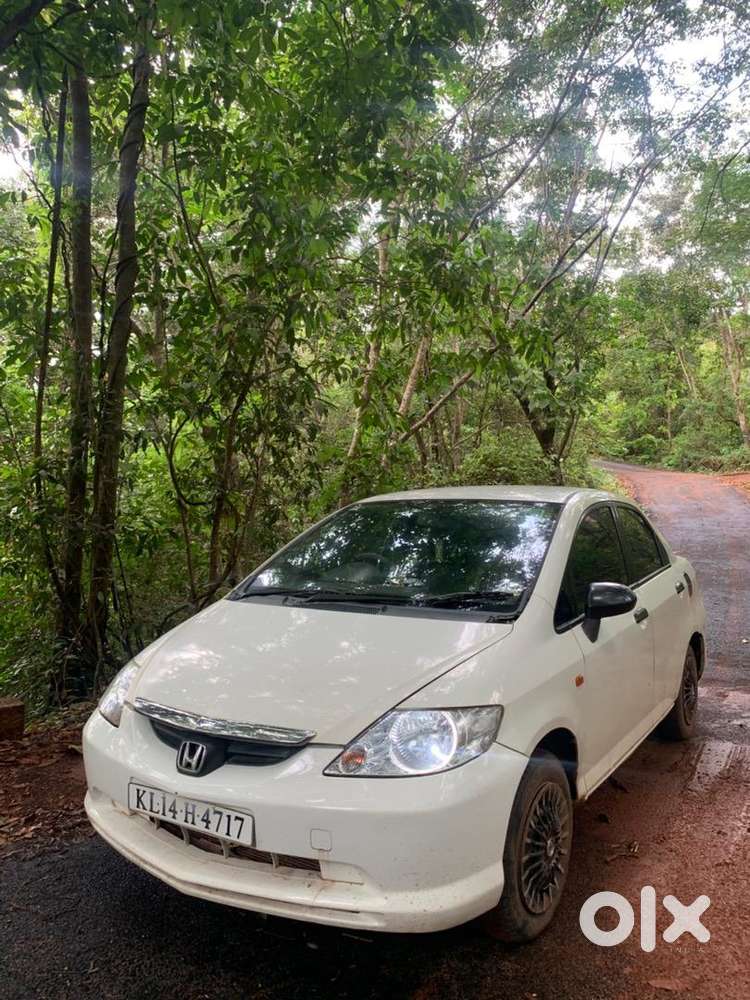 Honda City Gxi Petrol Car 2005