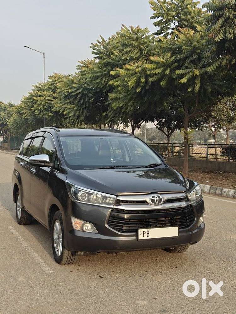 Toyota Innova Crysta 2.4 Z 7 Str, 2017, Diesel